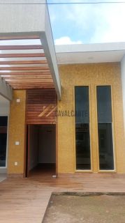 EXELENTE CASA REFORMADA 3/4 UMA SUITE NA MELHOR LOCALIZAÇÃO DO SIM