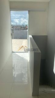 CASA DUPLEX COM 2/4 UMA SUITE SEMI MOBILIADA EX LOCALIZAÇÃO SIM