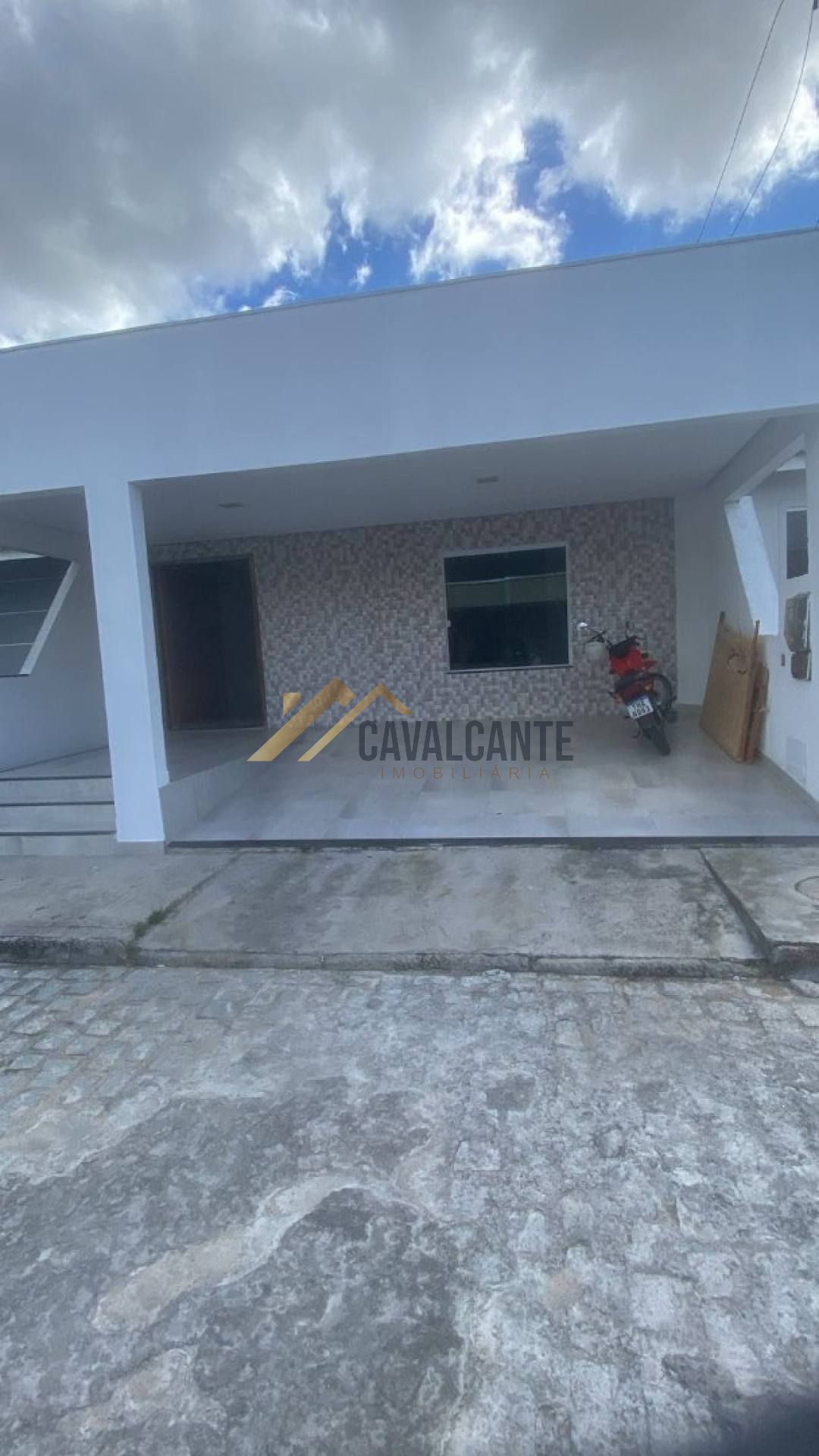 casa 3/4 uma suite c/ aréa gourmet, churrasqueira, garagem coberta Bairro sim