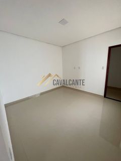 More a poucos metros da Avenida Ayrton Senna, uma das regiões mais valorizadas e com fácil acesso da cidade!