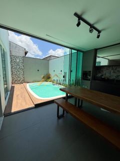 Casa térrea com piscina mobiliado no Bairro Sim