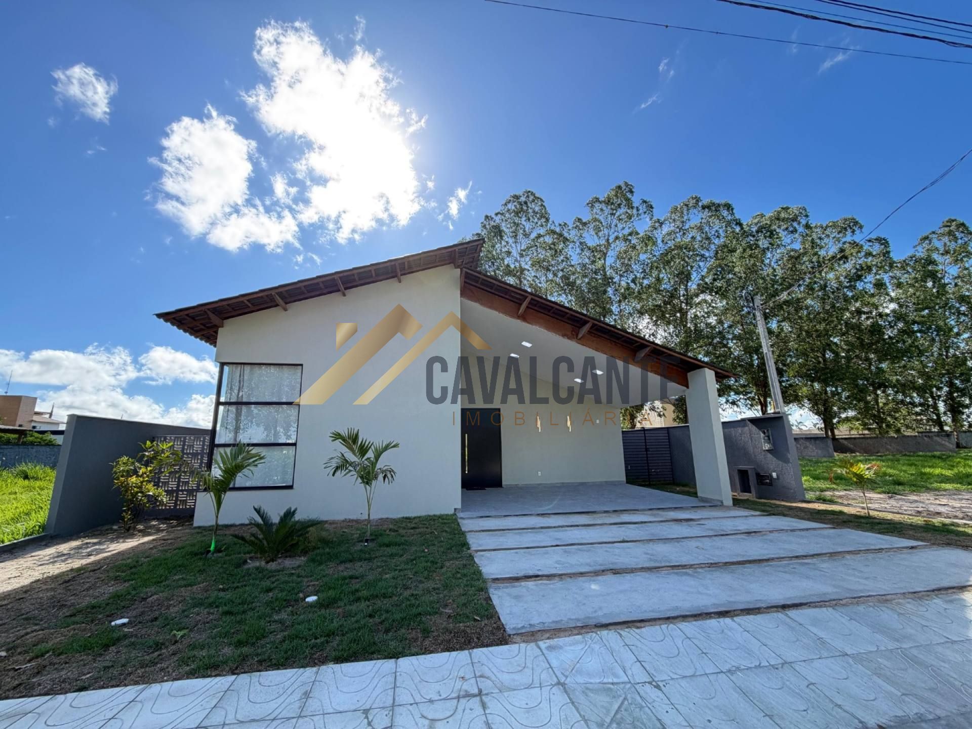 CASA TÉRREA À VENDA - CONDOMÍNIO HARAS RESIDENCE