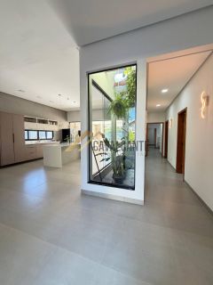 CASA TÉRREA À VENDA - CONDOMÍNIO HARAS RESIDENCE