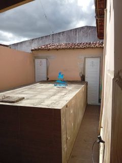 CASA EM POCINHOS