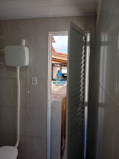 CASA EM POCINHOS