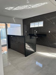 Excelente Casa Para Vender com 3 quartos 3 suítes no bairro Marechal Deodoro em Marechal Deodoro