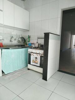 Casa na Avenida Poço do Mero - bugio