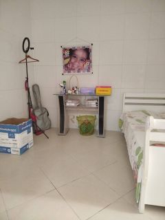 Casa na Avenida Poço do Mero - bugio