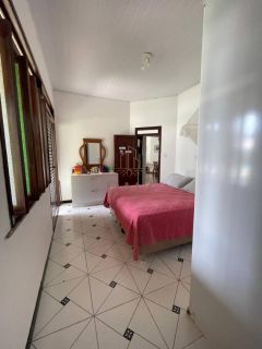 Casa no mosqueiro com 3/4