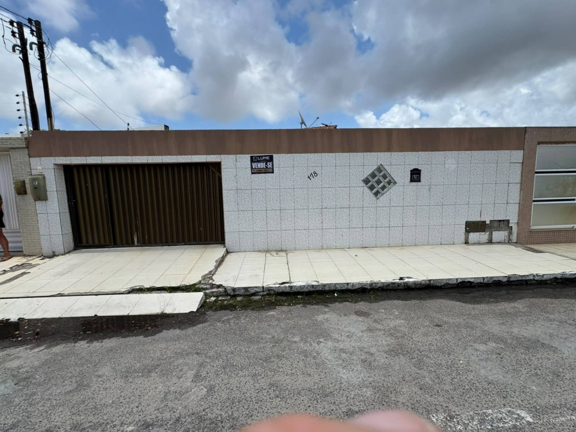 Casa com 5/4, Ponto Novo