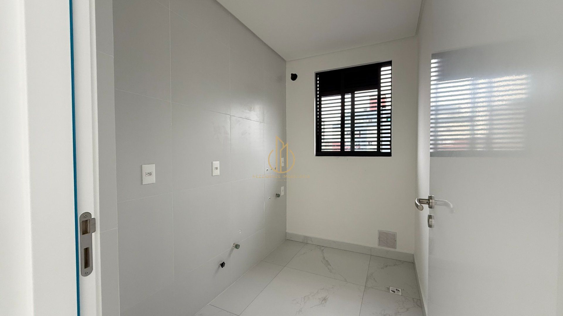 Apartamento 3 suítes no Atiradores