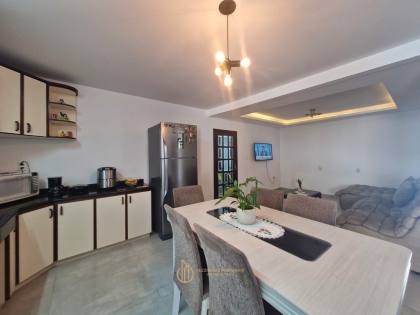 Casa Para Vender com 1 quartos 1 suítes no bairro Petrópolis em Joinville