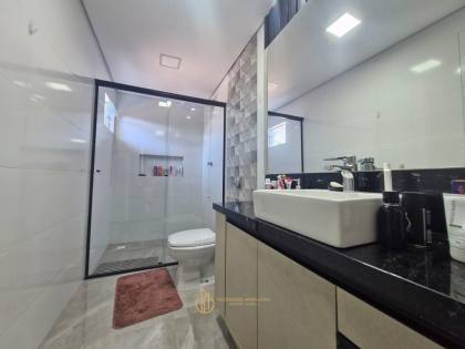 Casa Para Vender com 1 quartos 1 suítes no bairro Petrópolis em Joinville