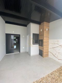 Geminado com 03 dormitórios a venda no bairro Saguaçu Joinville SC