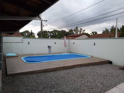 Casa Averbada no Guanabara com Piscina.