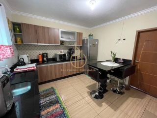 Casa averbada com piscina a venda no bairro Guanabara Joinville SC