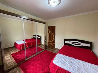 Casa averbada com piscina a venda no bairro Guanabara Joinville SC