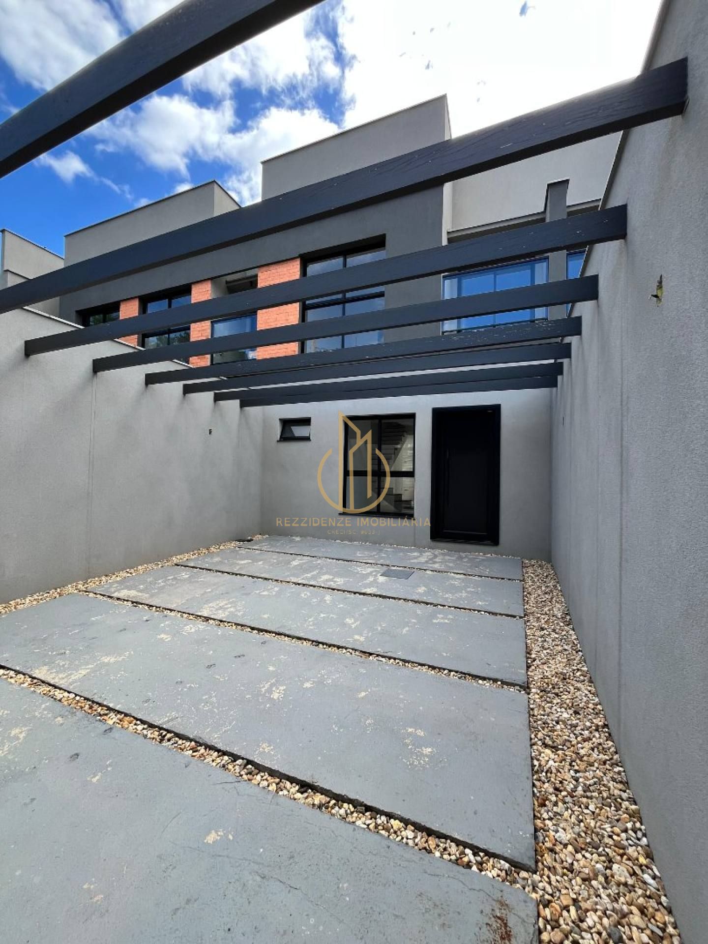 GEMINADO DE ALTO PADRÃO NO ANITA GARIBALDI