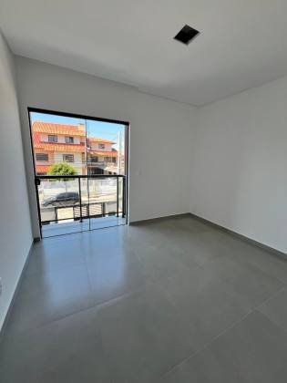 Sobrado geminado 2 suítes no Floresta