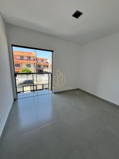 Sobrado geminado com 2 suítes a venda no bairro Floresta Joinville SC