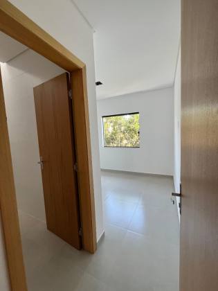 Sobrado geminado 2 suítes no Floresta