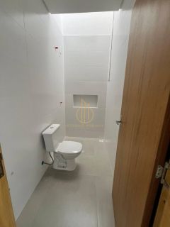 Sobrado geminado com 2 suítes a venda no bairro Floresta Joinville SC