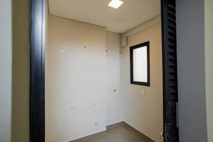 Sobrado geminado 3 suítes no América