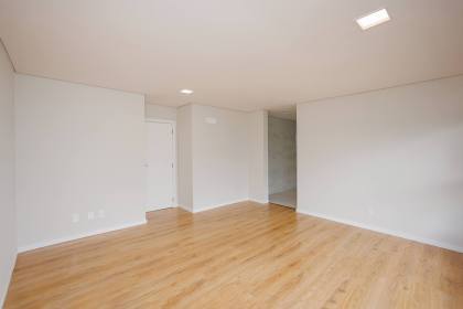 Sobrado geminado 3 suítes no América