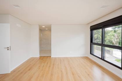 Sobrado geminado 3 suítes no América