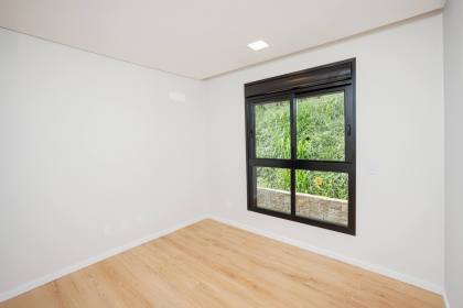 Sobrado geminado 3 suítes no América