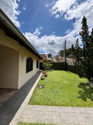 Casa Para Vender com 4 quartos 1 suítes no bairro Nova Brasília Joinville.