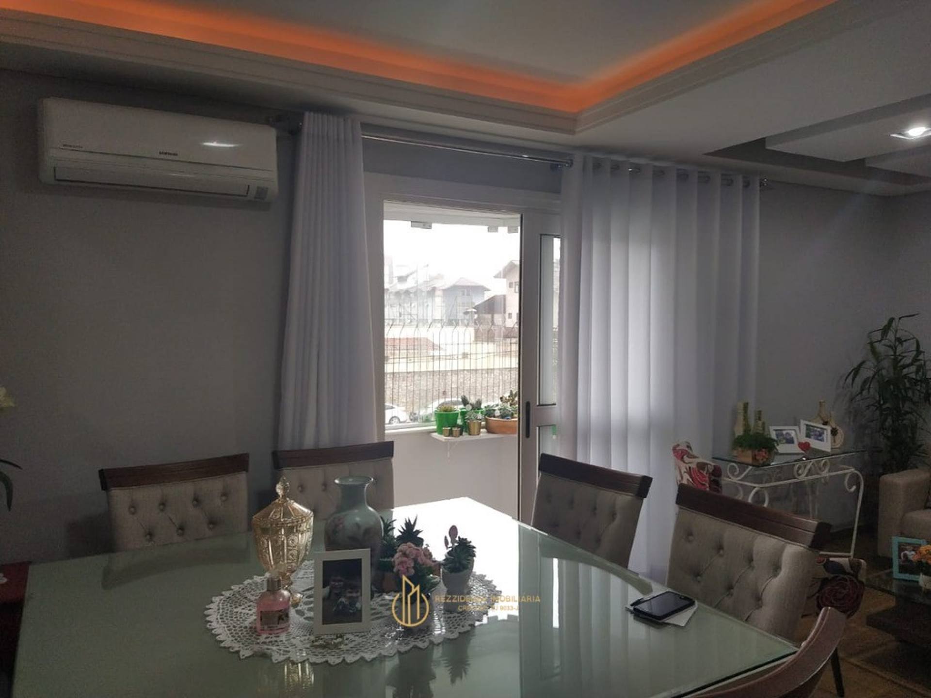 Apartamento Para Vender com 3 quartos 1 suítes no bairro Anita Garibaldi em Joinville