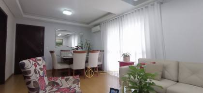 Apartamento Para Vender com 3 quartos 1 suítes no bairro Anita Garibaldi em Joinville