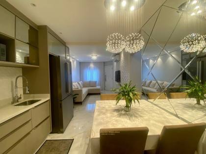 Sobrado Para Vender com 3 quartos 1 suítes no bairro Aventureiro