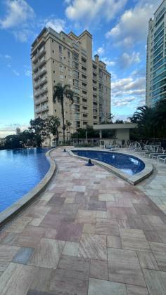 Apartamento 4 quartos no Centro