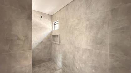 Casa 3 suítes em condomínio fechado no América