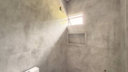 Casa 3 suítes em condomínio fechado no América