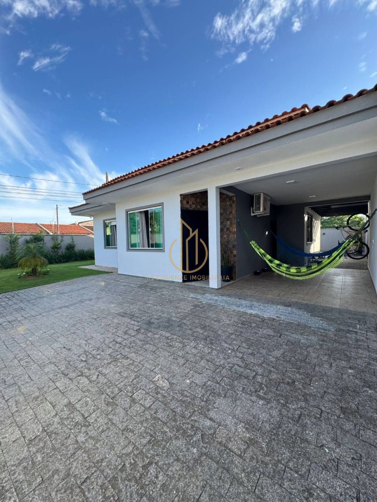 Casa para vender com 3 quartos 1 suíte no bairro João Costa em Joinville