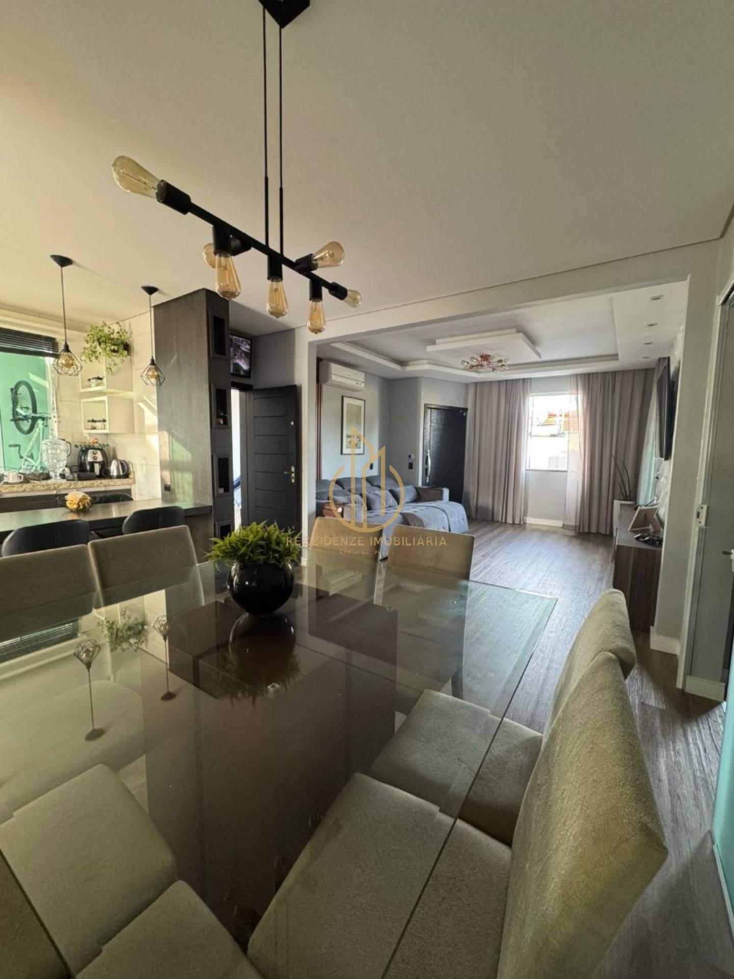 Casa para vender com 3 quartos 1 suíte no bairro João Costa em Joinville