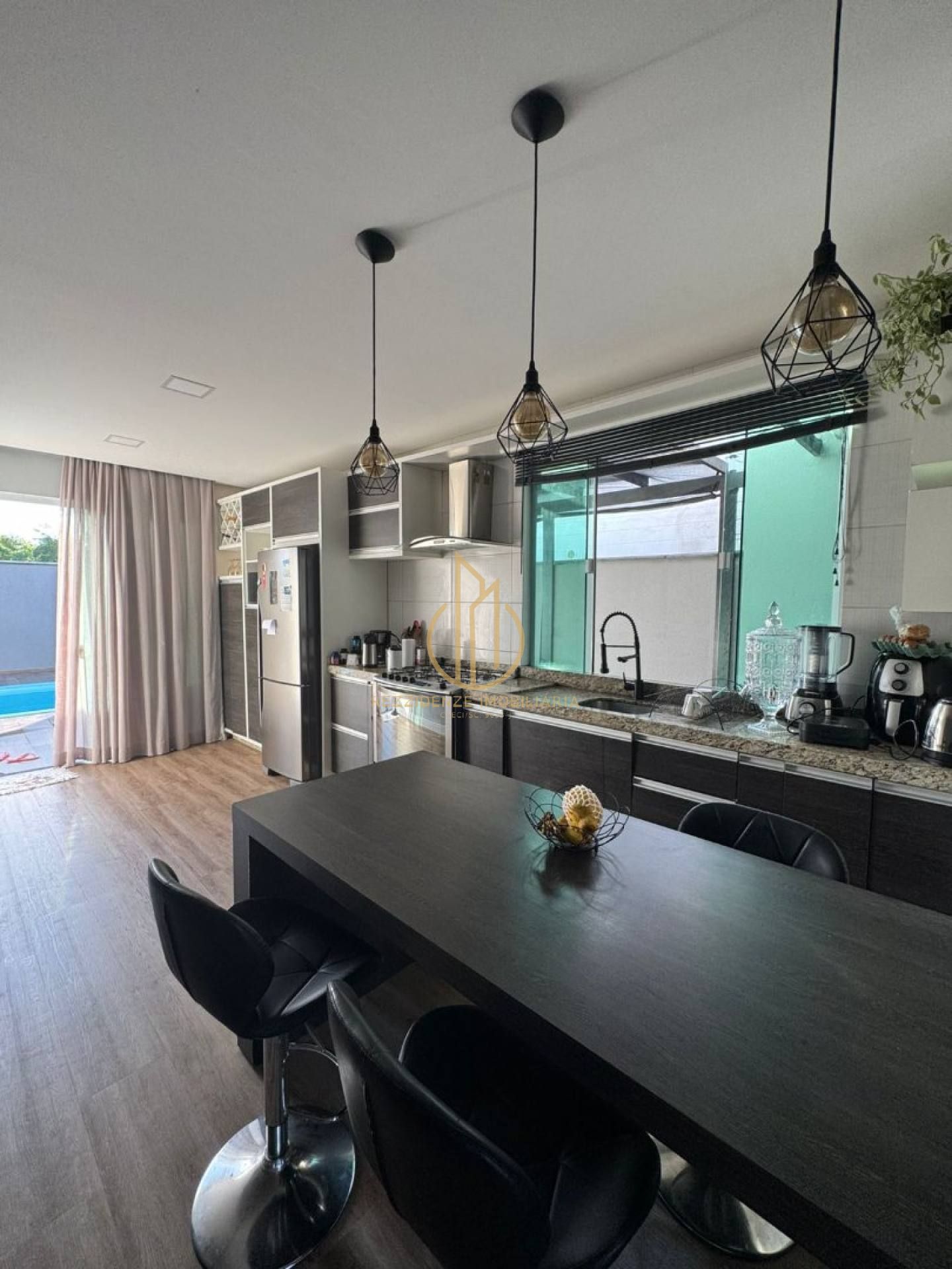 Casa para vender com 3 quartos 1 suíte no bairro João Costa em Joinville