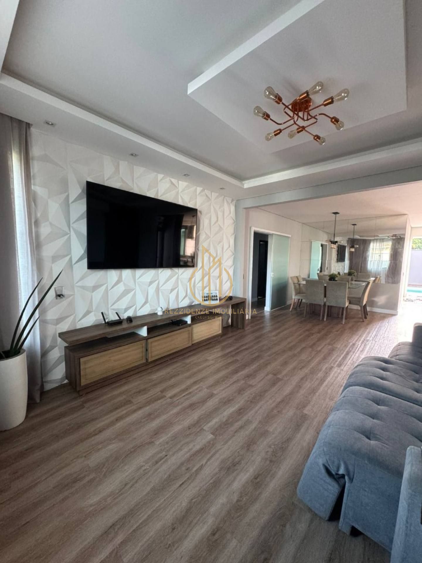Casa para vender com 3 quartos 1 suíte no bairro João Costa em Joinville