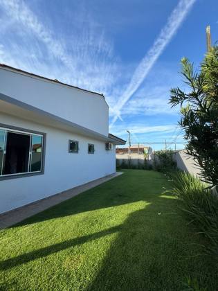 Casa para vender com 3 quartos 1 suíte no bairro João Costa em Joinville