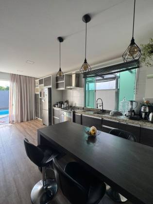 Casa para vender com 3 quartos 1 suíte no bairro João Costa em Joinville