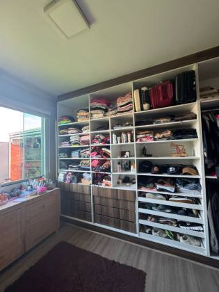 Casa para vender com 3 quartos 1 suíte no bairro João Costa em Joinville