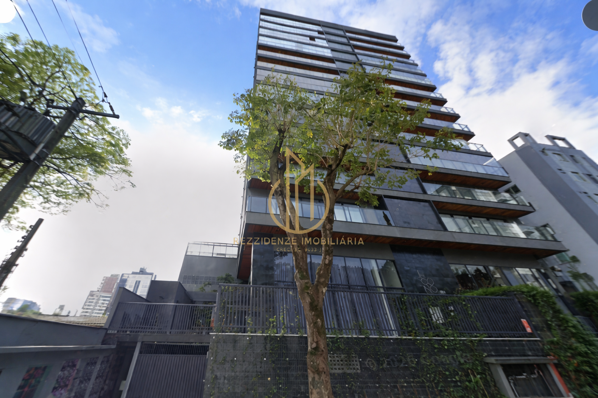 Apartamento com 3 suítes a venda no bairro Atiradores Joinville SC