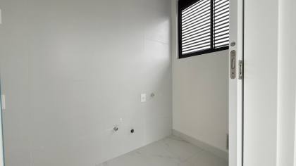 APARTAMENTO 3 SUÍTES NO ATIRADORES