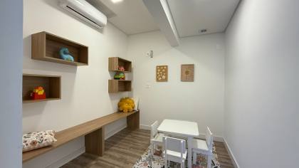 APARTAMENTO 3 SUÍTES NO ATIRADORES