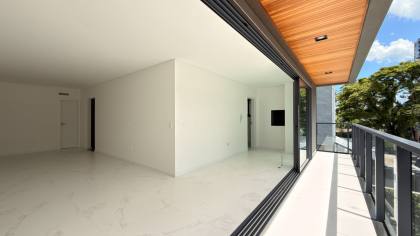 Giardino com 3 suítes no Atiradores