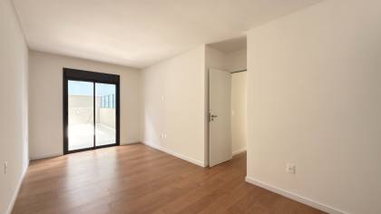 Giardino com 3 suítes no Atiradores