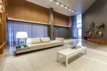 Apartamento mobiliado 2 suítes no Atiradores